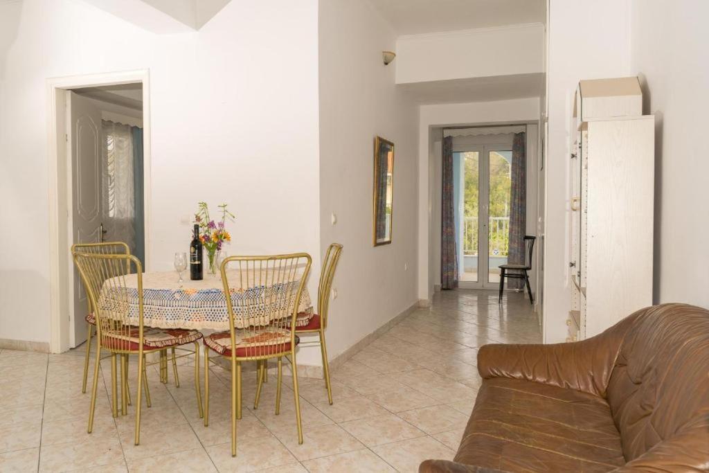 Anna'S Studios & Apartments Закинтос Екстериор снимка