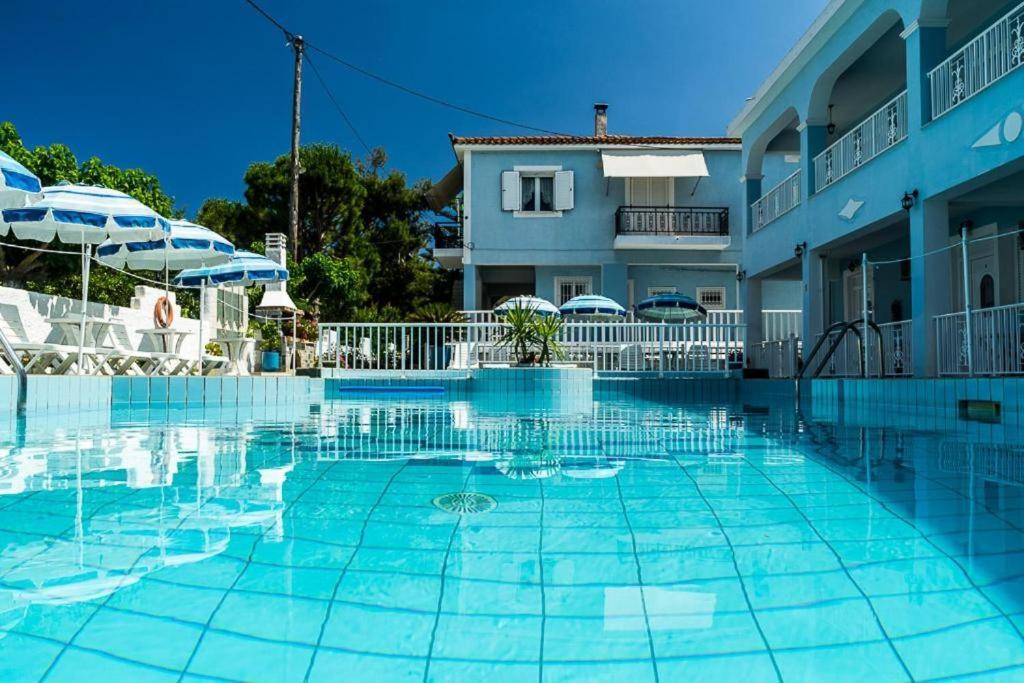 Anna'S Studios & Apartments Закинтос Екстериор снимка
