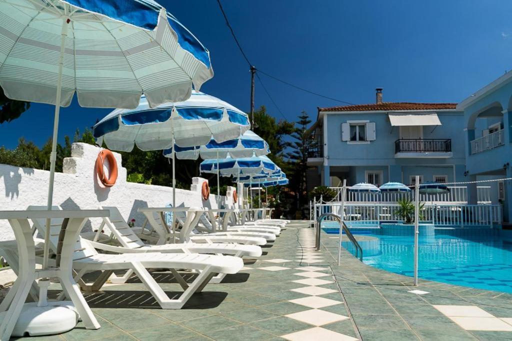 Anna'S Studios & Apartments Закинтос Екстериор снимка
